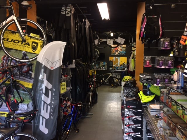 SHOP TRIATHLON 2